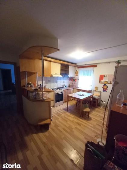 Apartament 2camere, semidecomandat .zona Unirii ACR - 13