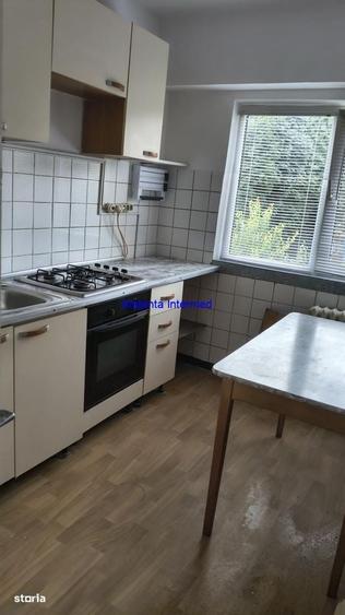 Apartament cu 2 camere decomandat în Brătianu