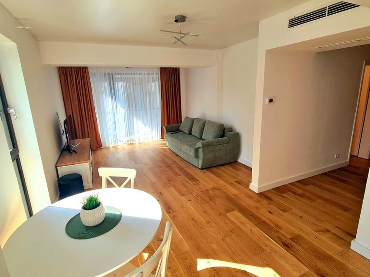 Apartament cu 3 camere decomandat în Timpuri Noi