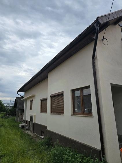 Casă cu Teren 2300 Mp în Peștișu Mare