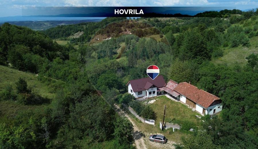 Casă individuală cu 2 camere cu Teren 2628 Mp în Hovrila