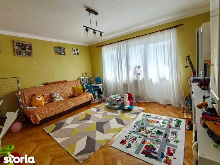 Apartament cu 3 camere decomandat, mobilat în Șagului