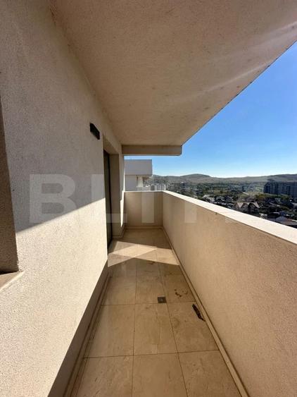Apartament cu 4 camere semidecomandat în Central