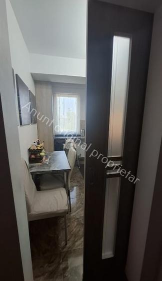 Apartament cu 2 camere decomandat, mobilat în Central