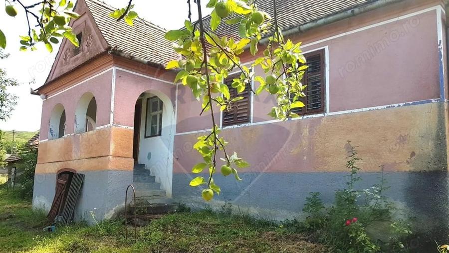 Casă cu Teren 2140 Mp în Delenii