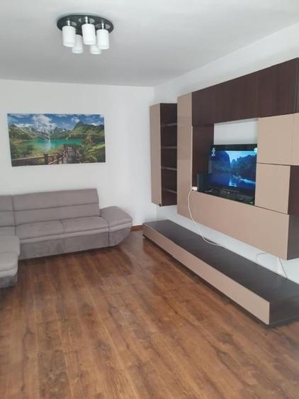 Apartament cu 2 camere decomandat în Crângași