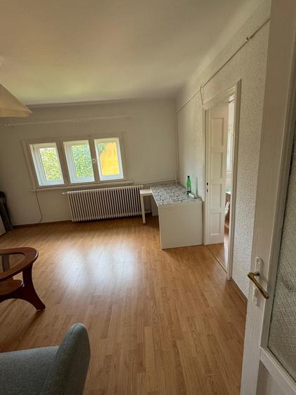 Apartament cu 2 camere nedecomandat în P-ța Muncii