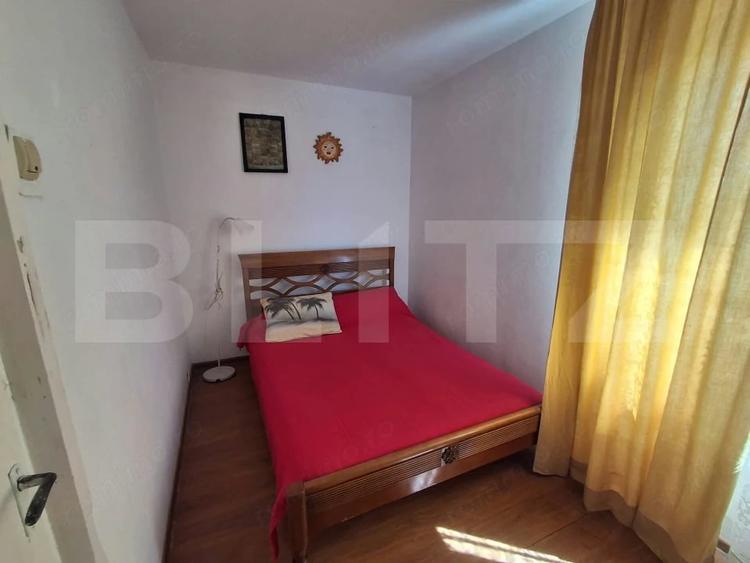 Apartament cu 2 camere semidecomandat în Filiași