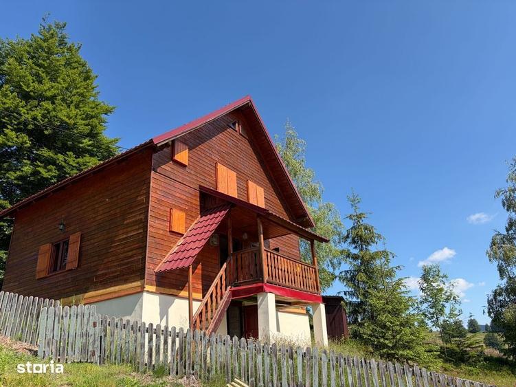 Casă cu 3 camere decomandat în Răchițele