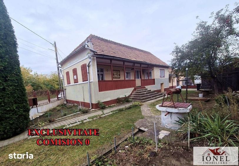 Casă cu 4 camere cu Teren 2038 Mp în Jidvei