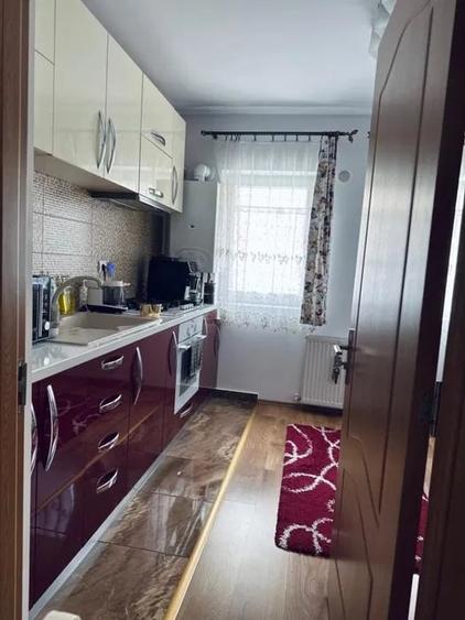 Apartament cu 2 camere decomandat, mobilat în Florești — fotografia 3