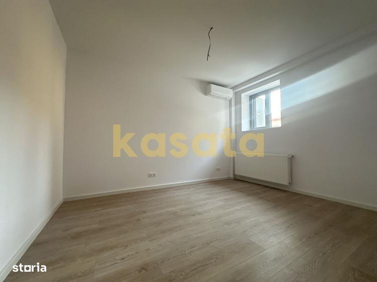 Apartament cu 4 camere în Tei