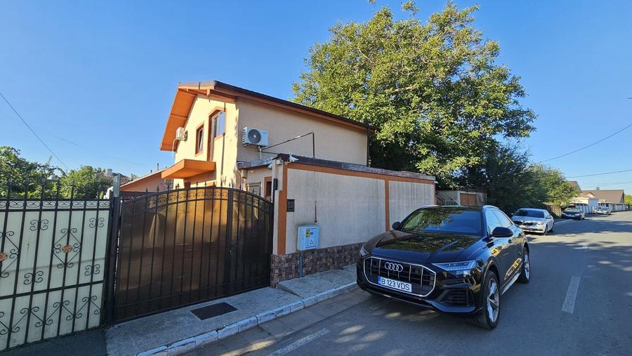 Casă cu 4 camere în Valu lui Traian