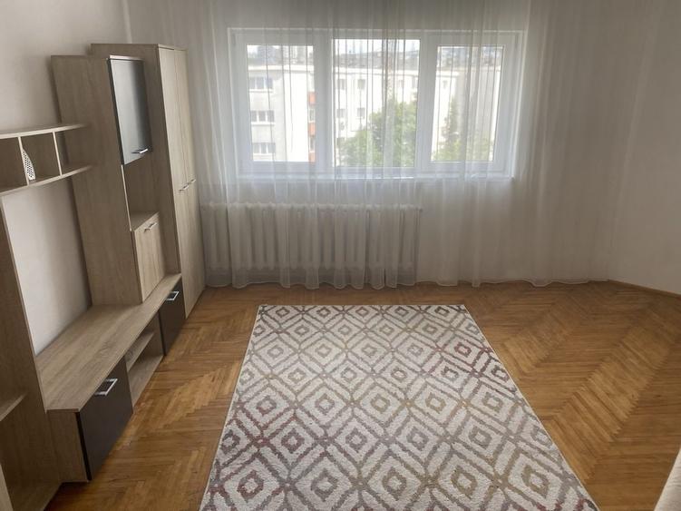 Apartament cu 2 camere decomandat în Dosu Bricii
