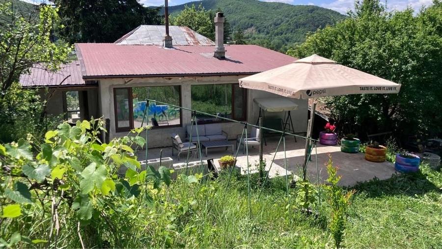 Casă cu 3 camere în Iedera