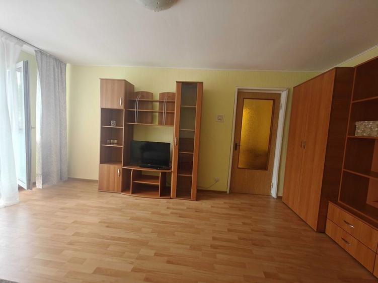 Apartament cu 2 camere decomandat, mobilat în Olteniței