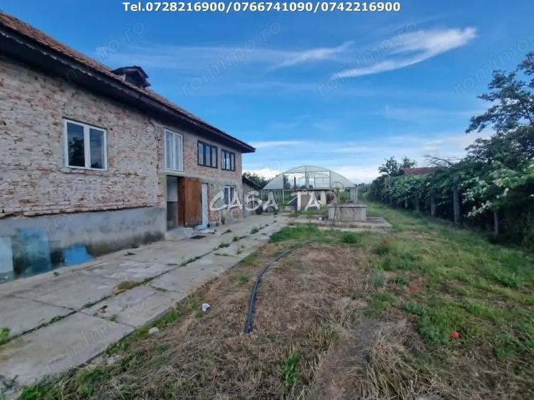 Casă cu 3 camere cu Canalizare în Slobozia