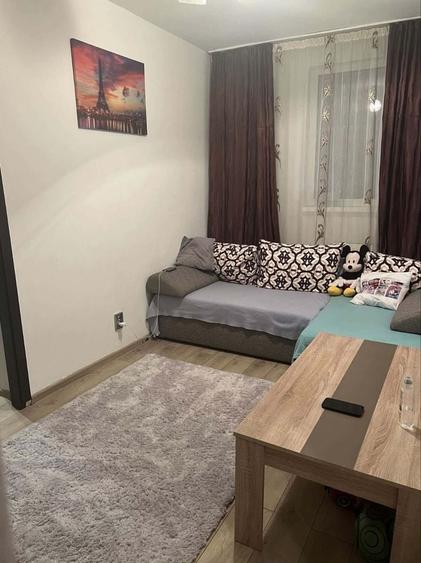 Se ofera spre vanzare apartament cu 2 camere, avand suprafata de 35 mp - 14