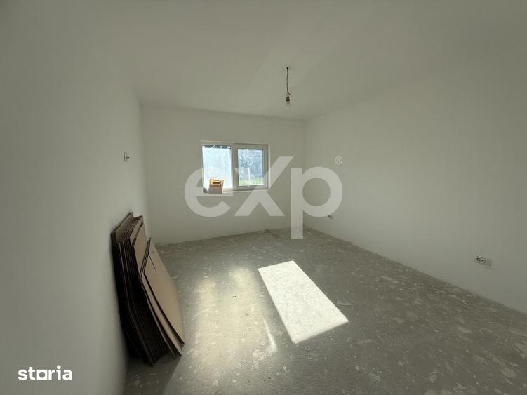 Casă cu 5 camere cu Teren 392 Mp în Miroslava