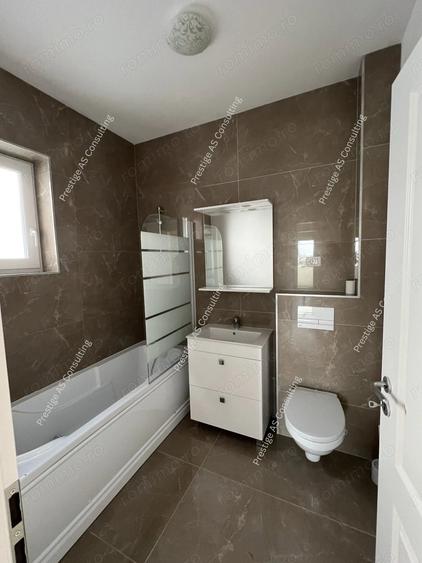 Apartament cu 2 camere decomandat în Chișoda