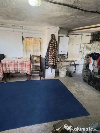 Casă cu 3 camere cu Teren 957 Mp în Central
