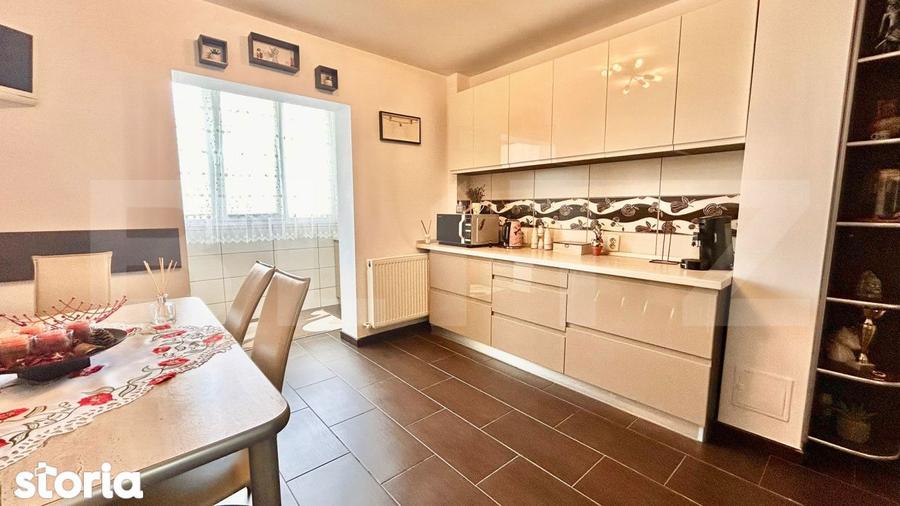 Apartament cu 3 camere în Nufărul