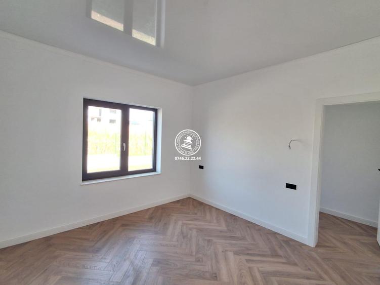 Casă cu 4 camere cu Teren 450 Mp în Breazu
