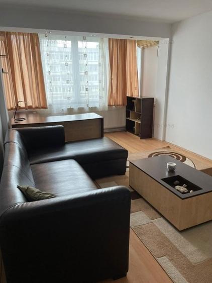 Ap 2 camere zona Gării - Gen. Dragalina cu centrala termica 390 euro - 4