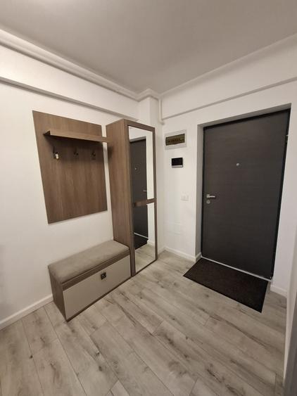 Apartament cu 2 camere decomandat în Calea Moldovei