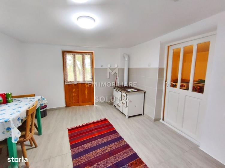 Casă cu 3 camere în Central