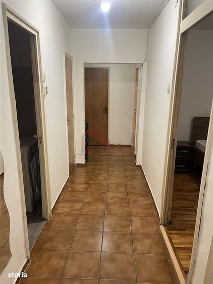 Apartament cu 2 camere decomandat în Tei
