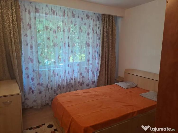 Apartament cu 2 camere semidecomandat în Păcurari