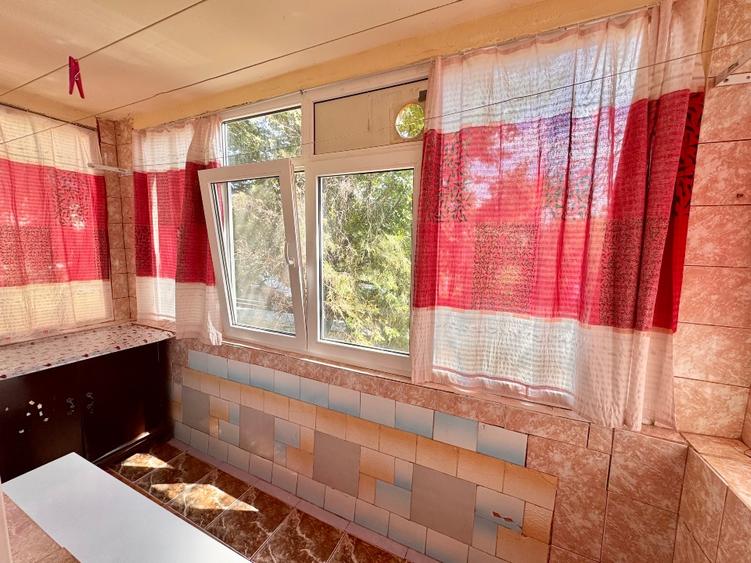 Garsonieră decomandată în Central