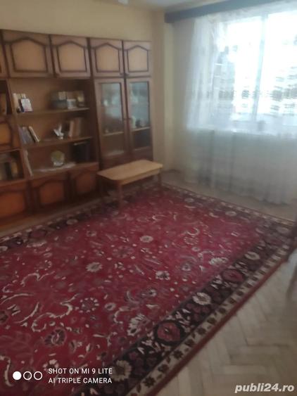Apartament cu 3 camere decomandat în Central