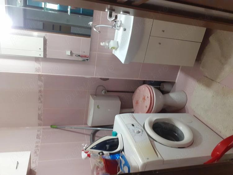 Apartament cu 3 camere decomandat în Zorilor