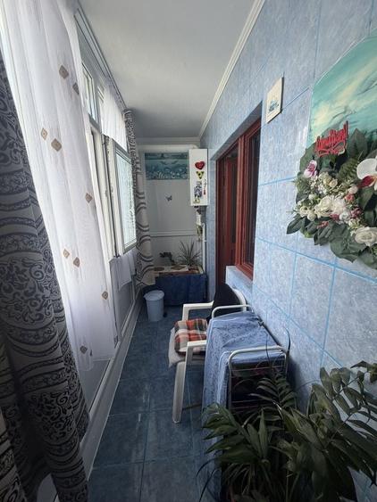 Apartament cu 2 camere, mobilat în Radu Negru