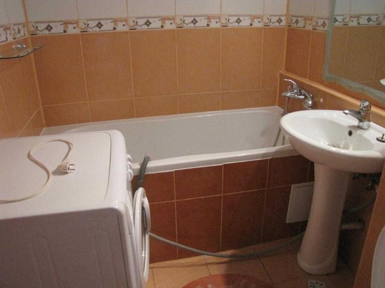 Garsonieră semidecomandată, mobilată în Basarabia