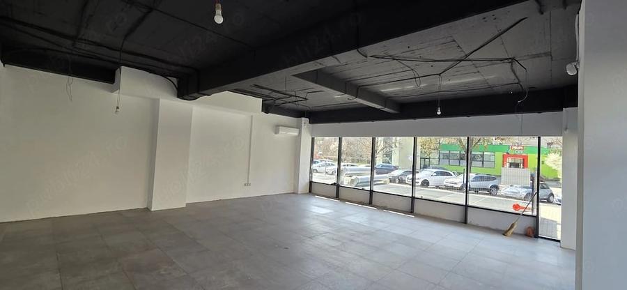 Spațiu comercial, de 83 mp, în Central