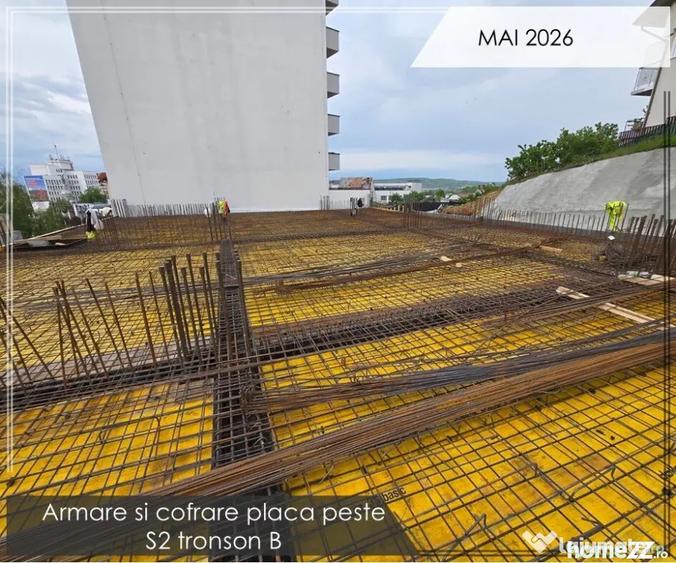 Apartament cu 4 camere decomandat în Craiovei