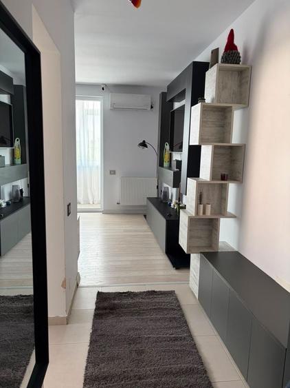 Apartament cu 2 camere decomandat în Fundeni