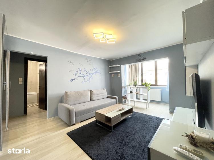 Apartament cu 2 camere semidecomandat, mobilat în Girocului