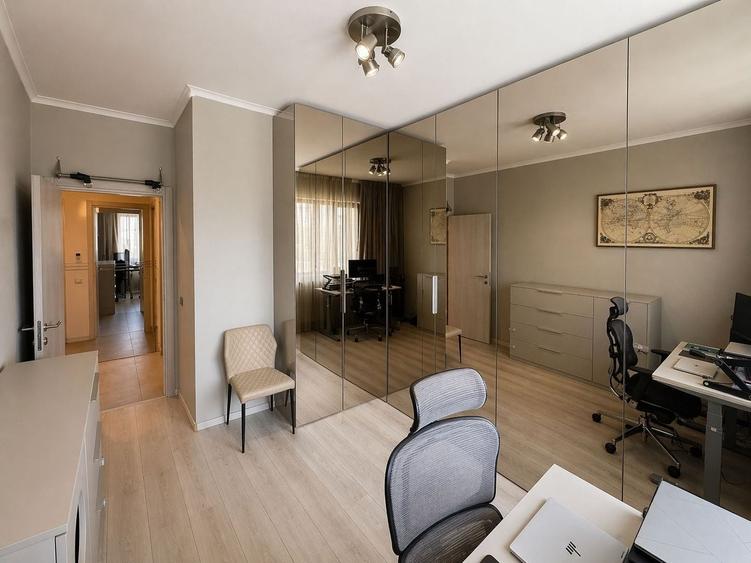 Apartament cu 3 camere decomandat, mobilat în Grozăvești