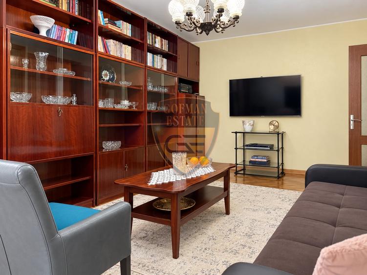 Apartament cu 3 camere decomandat în Faleza Nord