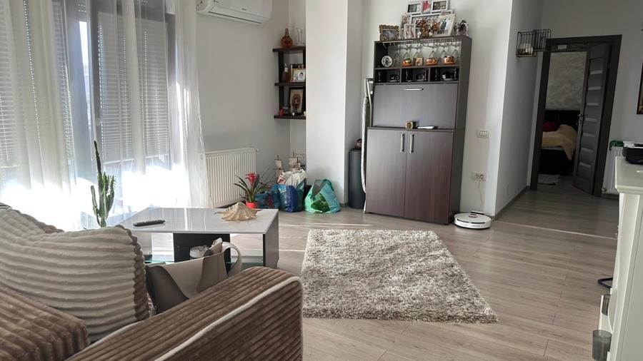 Apartament cu 3 camere decomandat în Tomis Plus