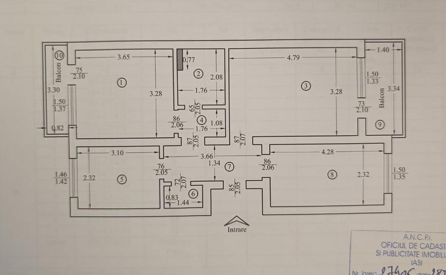 Apartament cu 3 camere decomandat, mobilat în Podu Roș
