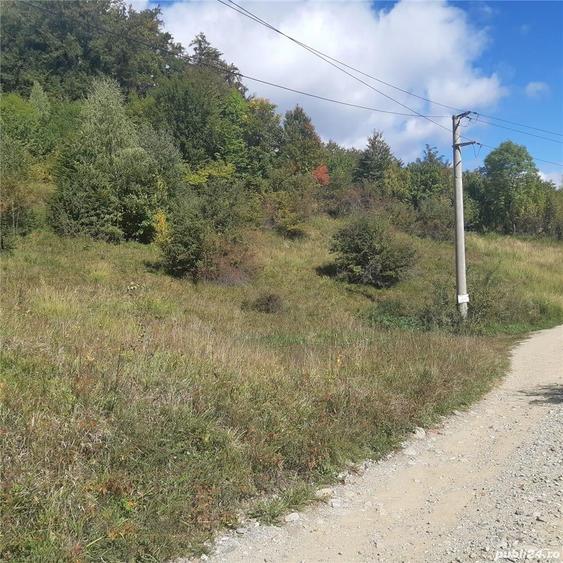 Teren de 5117 mp, în Central