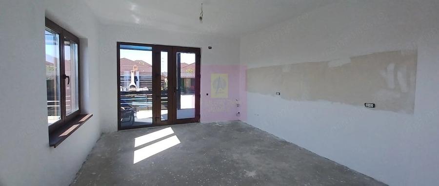 Casa noua Sabareni, terasa, piscina, foi?or, barbeque, curte 440 mp - 3