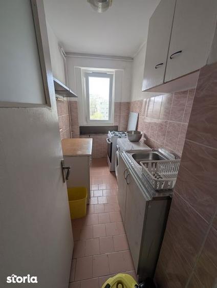 Apartament cu 2 camere în Tei