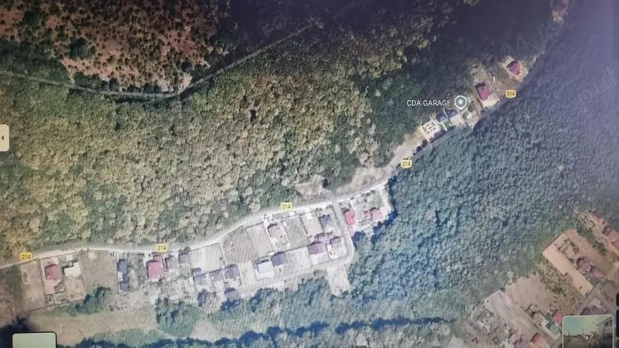 Teren de 3600 mp, în Uiasca