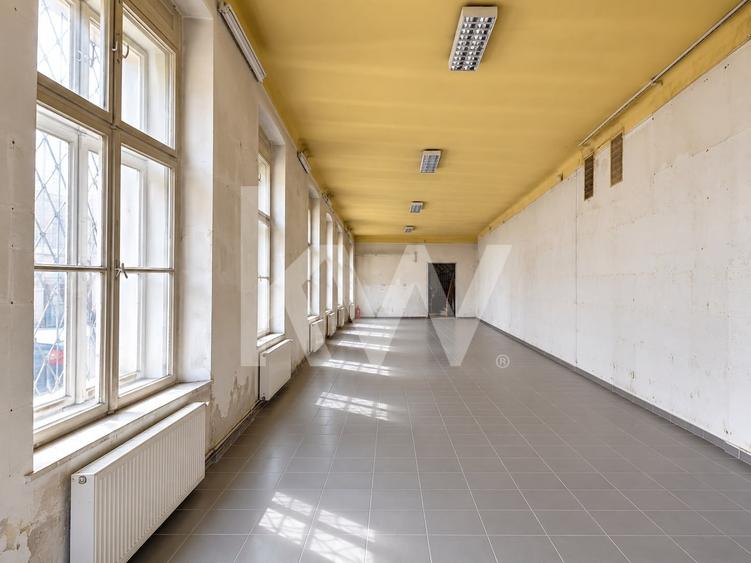 Spațiu comercial, de 160 mp, în Centrul Istoric